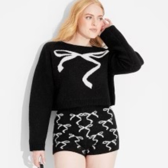 Wild Fable Black Cropped Sweater with White Bow - Picture 1 of 5